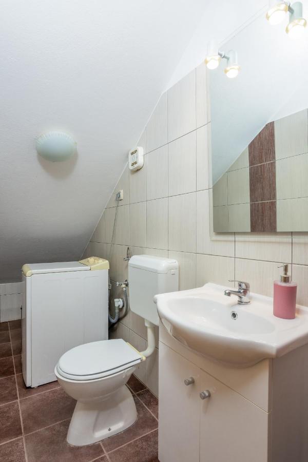Apartment Buzet 17562A Exteriör bild
